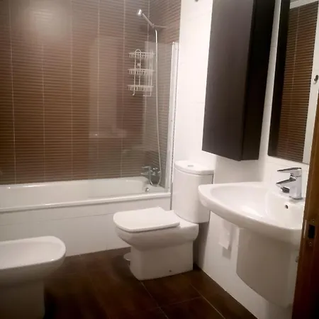 Manhattan. Apartamento En Urb, Con Piscina * La Arena